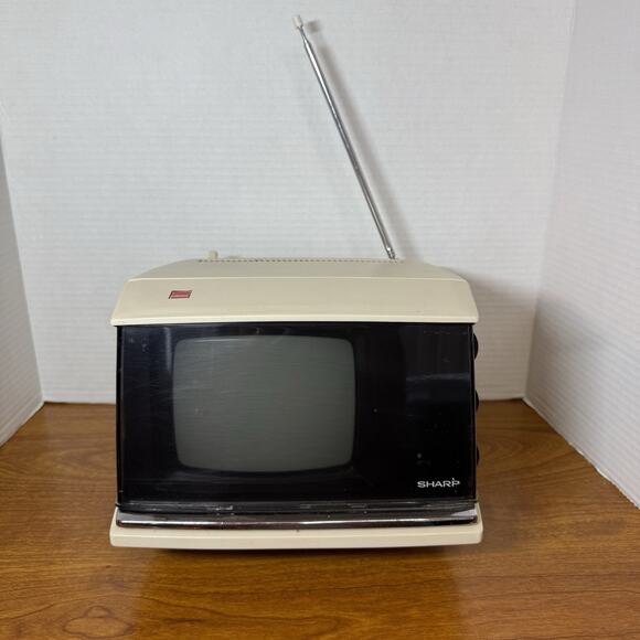 1970s Vintage Sharp 3S-111W Solid State Portable 5" Cube TV Space Age Made Japan - Picture 1 of 6